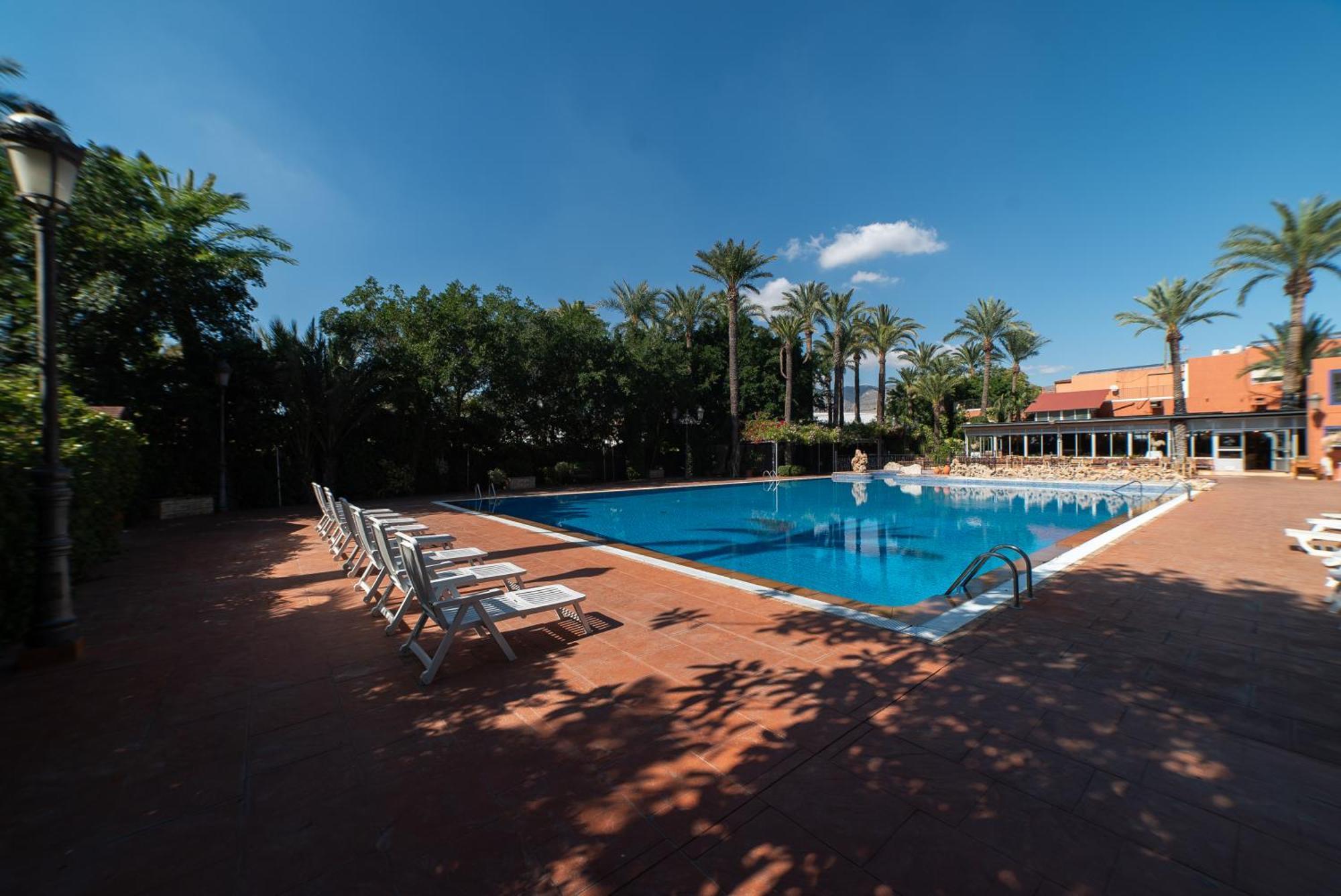 Las Palmeras Crevillente Extérieur photo